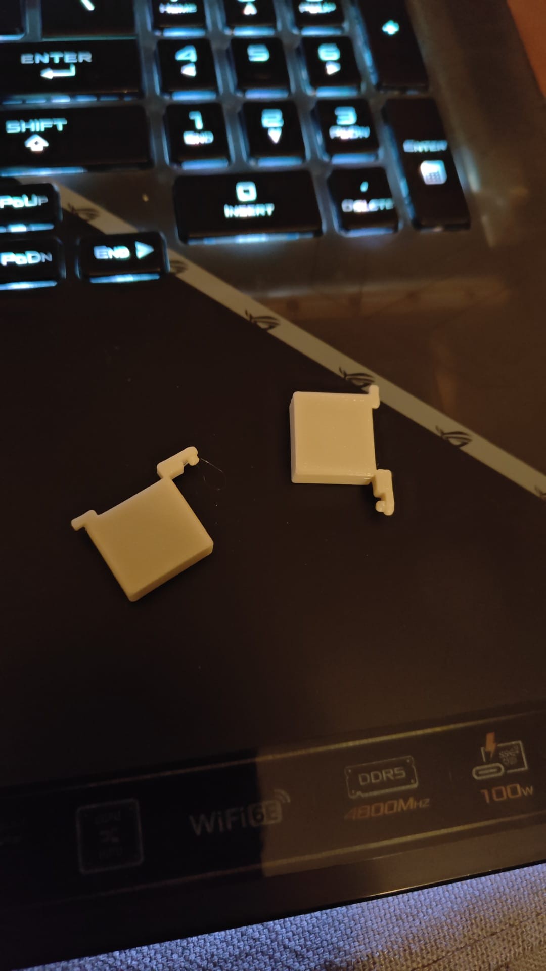 Amiga Diskdrive Knopje - Eject Button Replacement Part